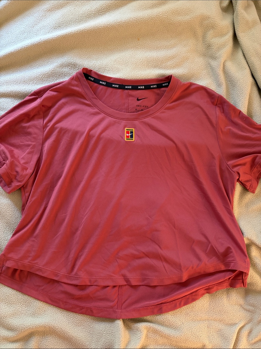 Nike Women's Rose Short-Sleeve Crew Performance Tee